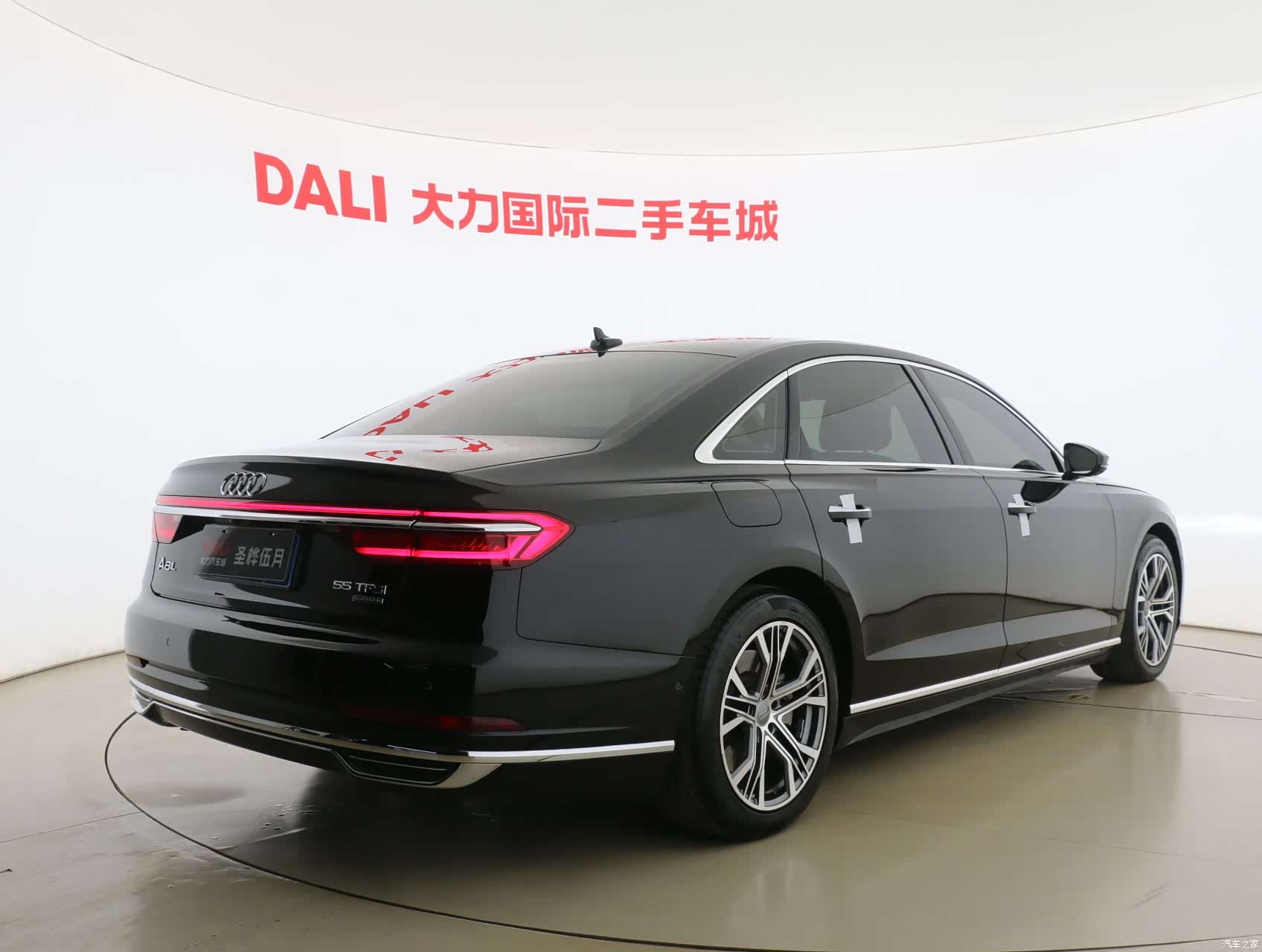 Audi A8L, 2019 12