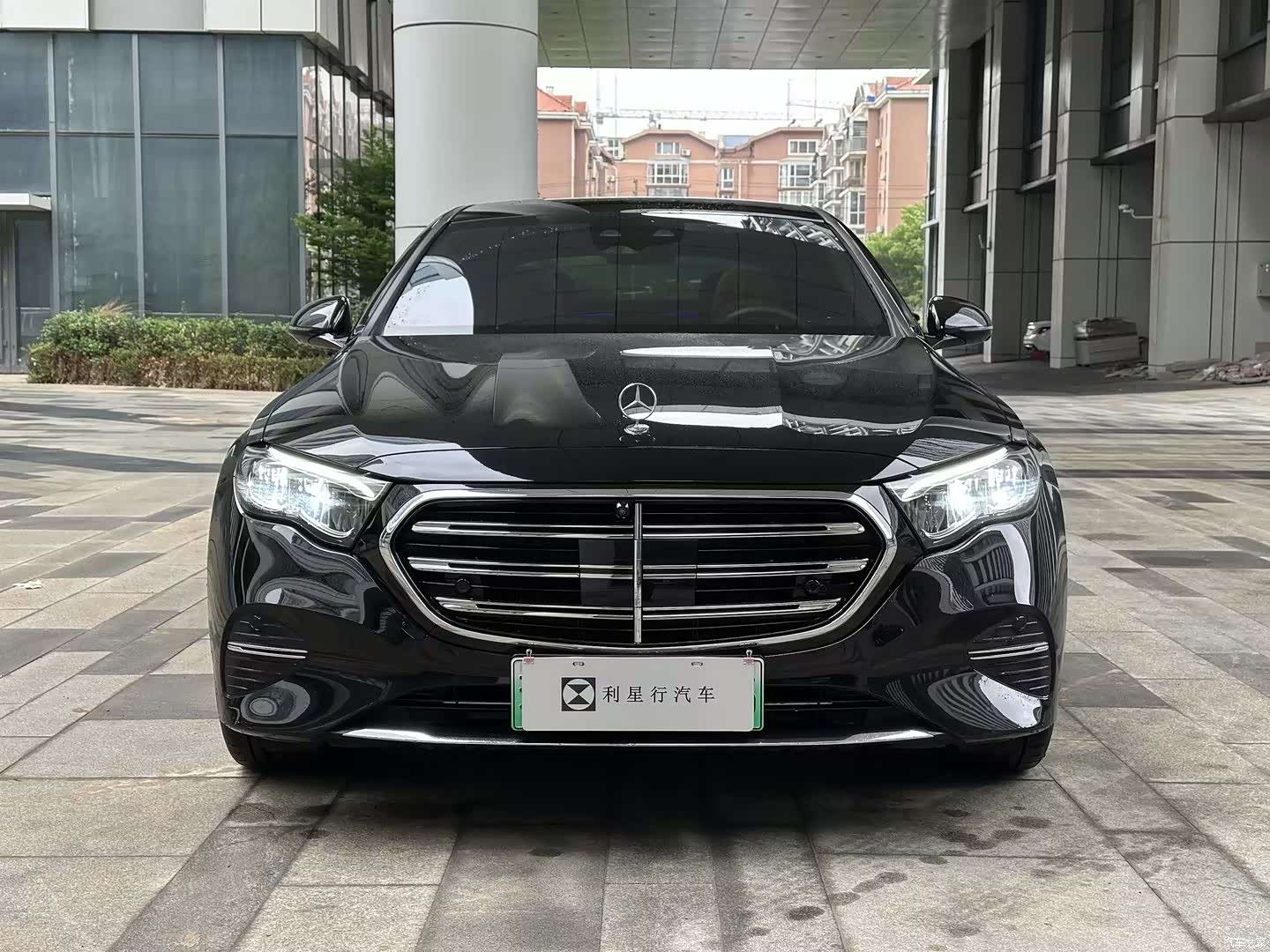 Mercedes-Benz E-Class, 2025 2