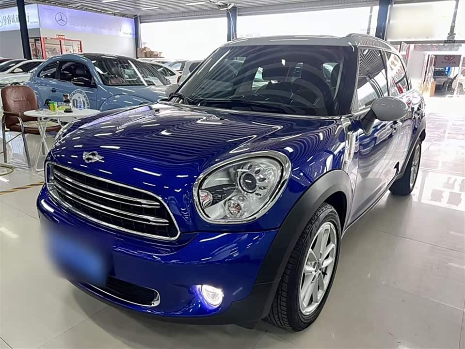 MINI COUNTRYMAN