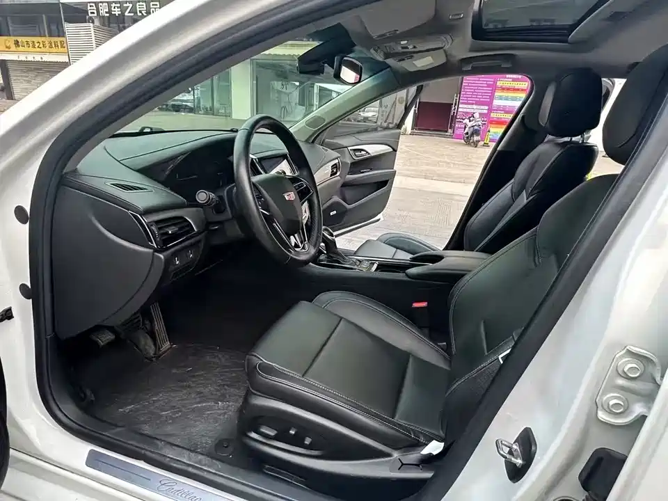 Cadillac ATS-L