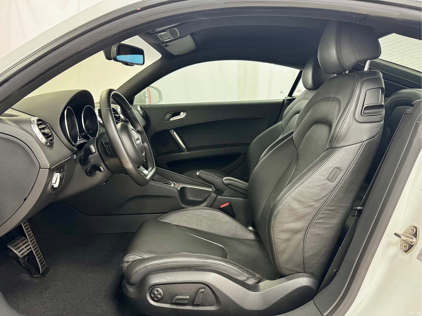 Audi TT, 2014 9