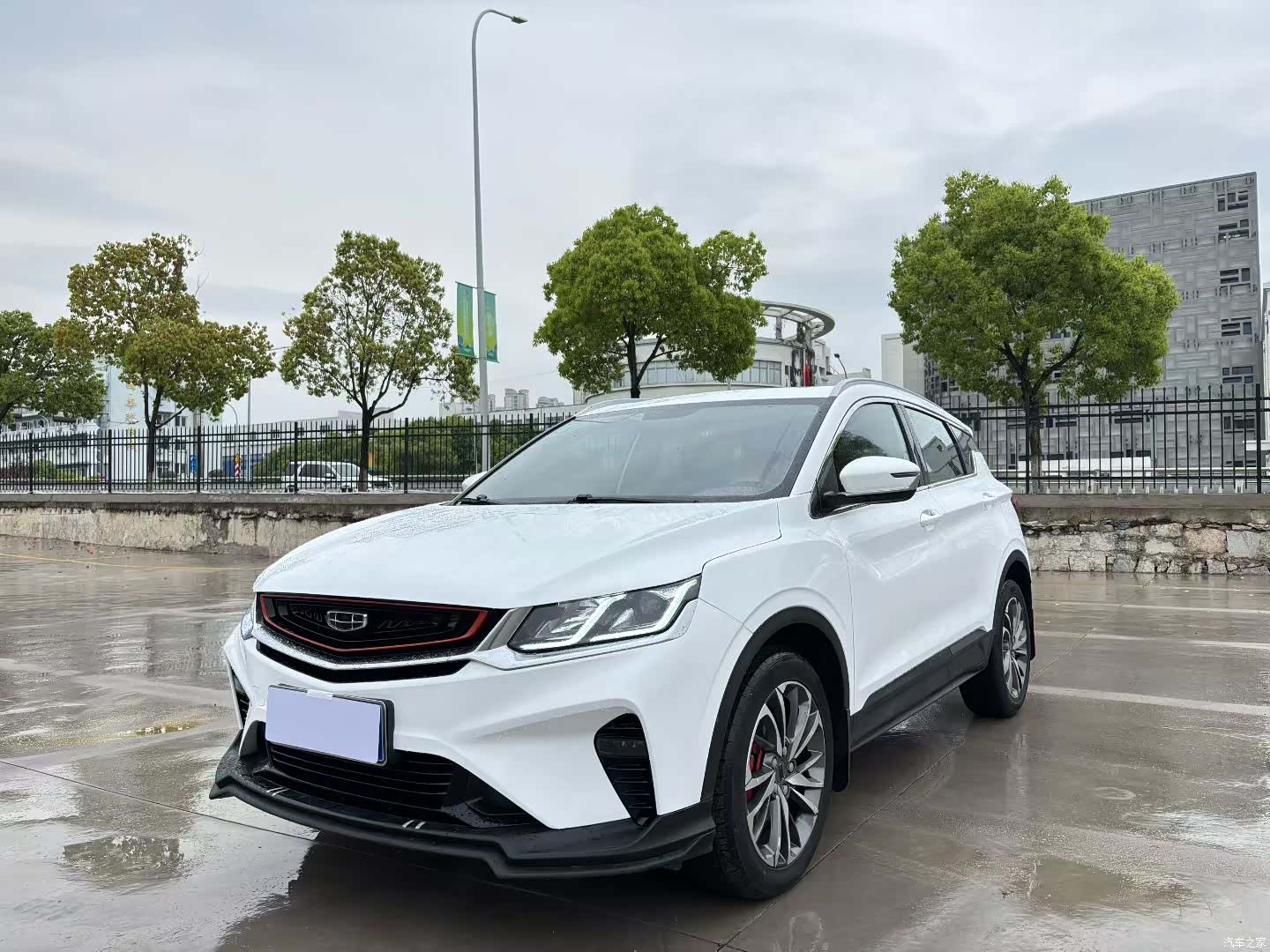 Geely Coolray, 2020 1