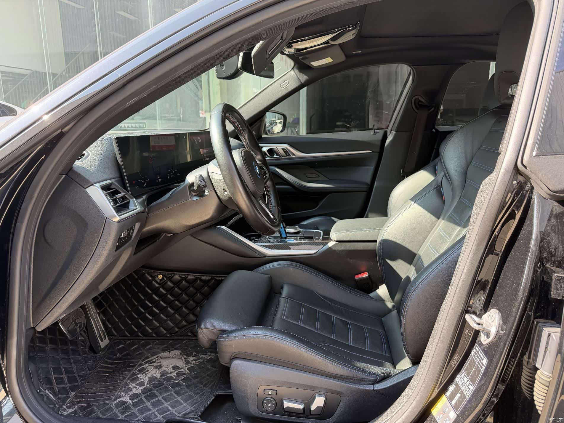 BMW i4, 2023 9