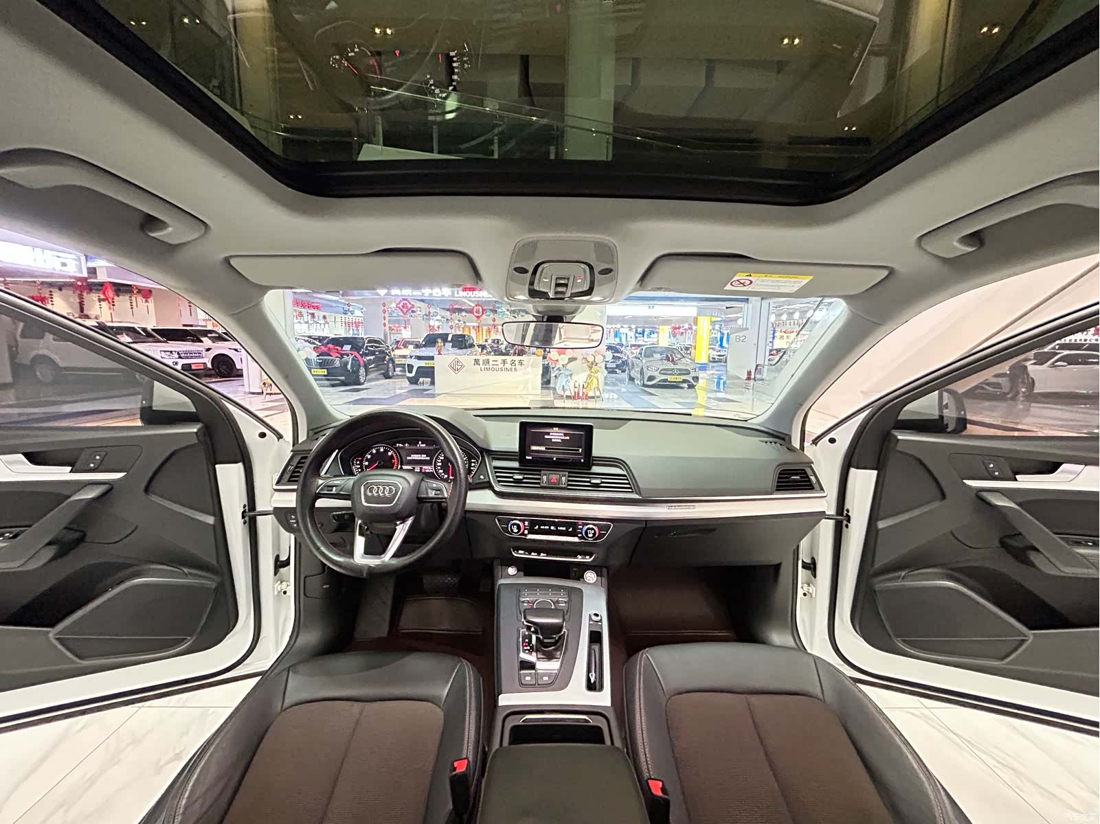 Audi Q5L, 2020 все фото