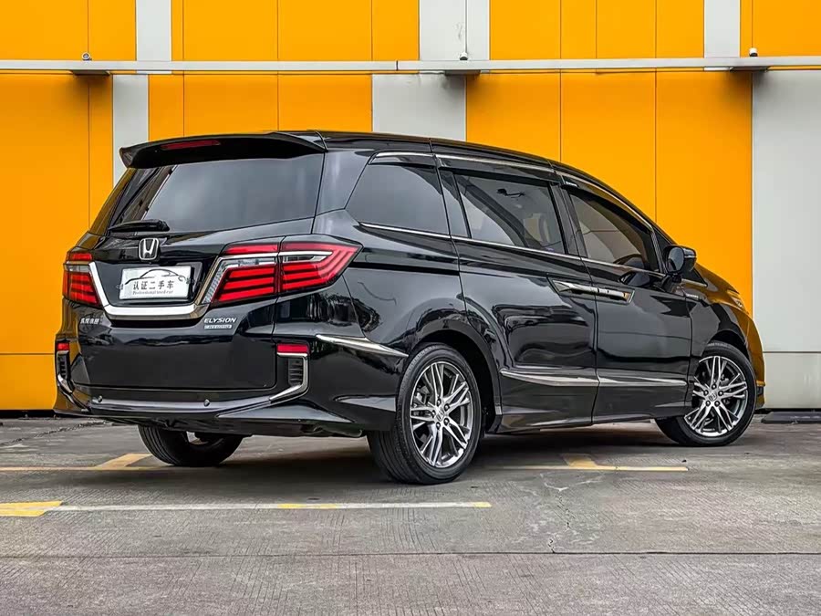Honda Elysion 2021, фото 3
