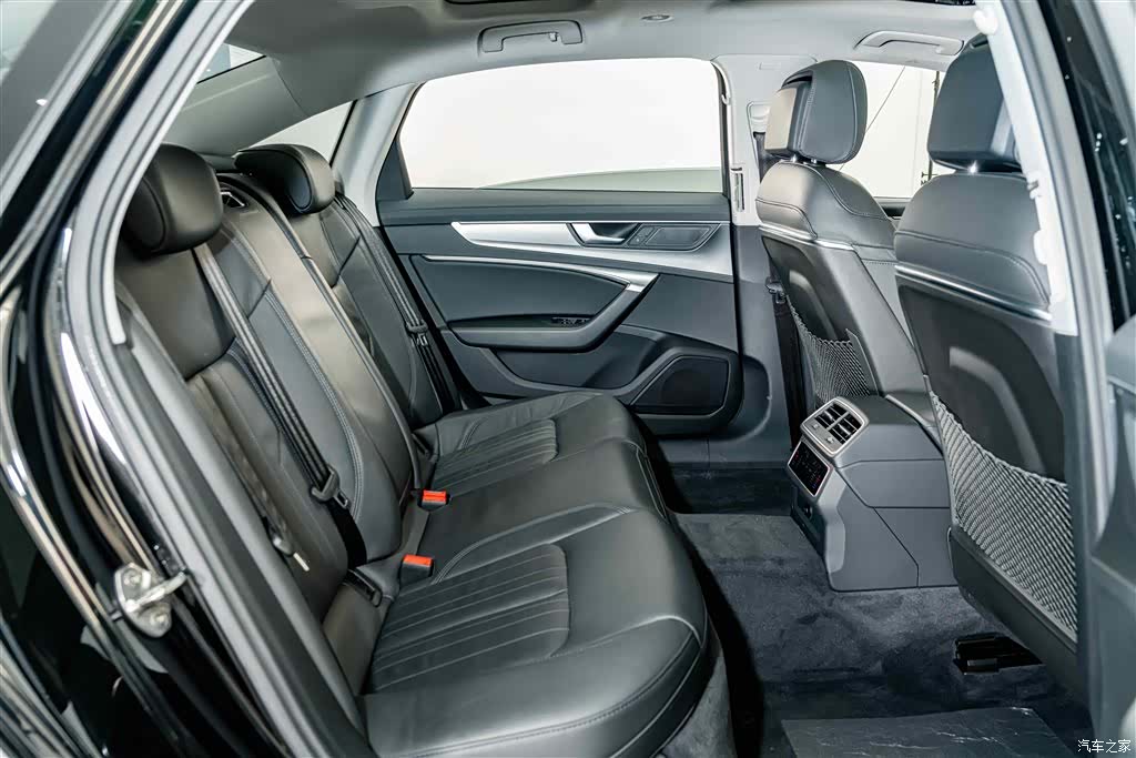 Audi A6L, 2019 21