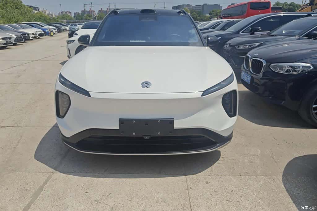 NIO ES6, 2023 2