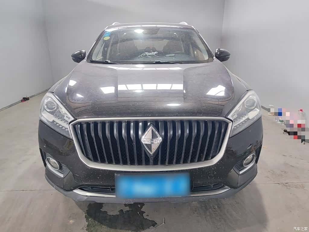 Borgward BX7, 2017 3