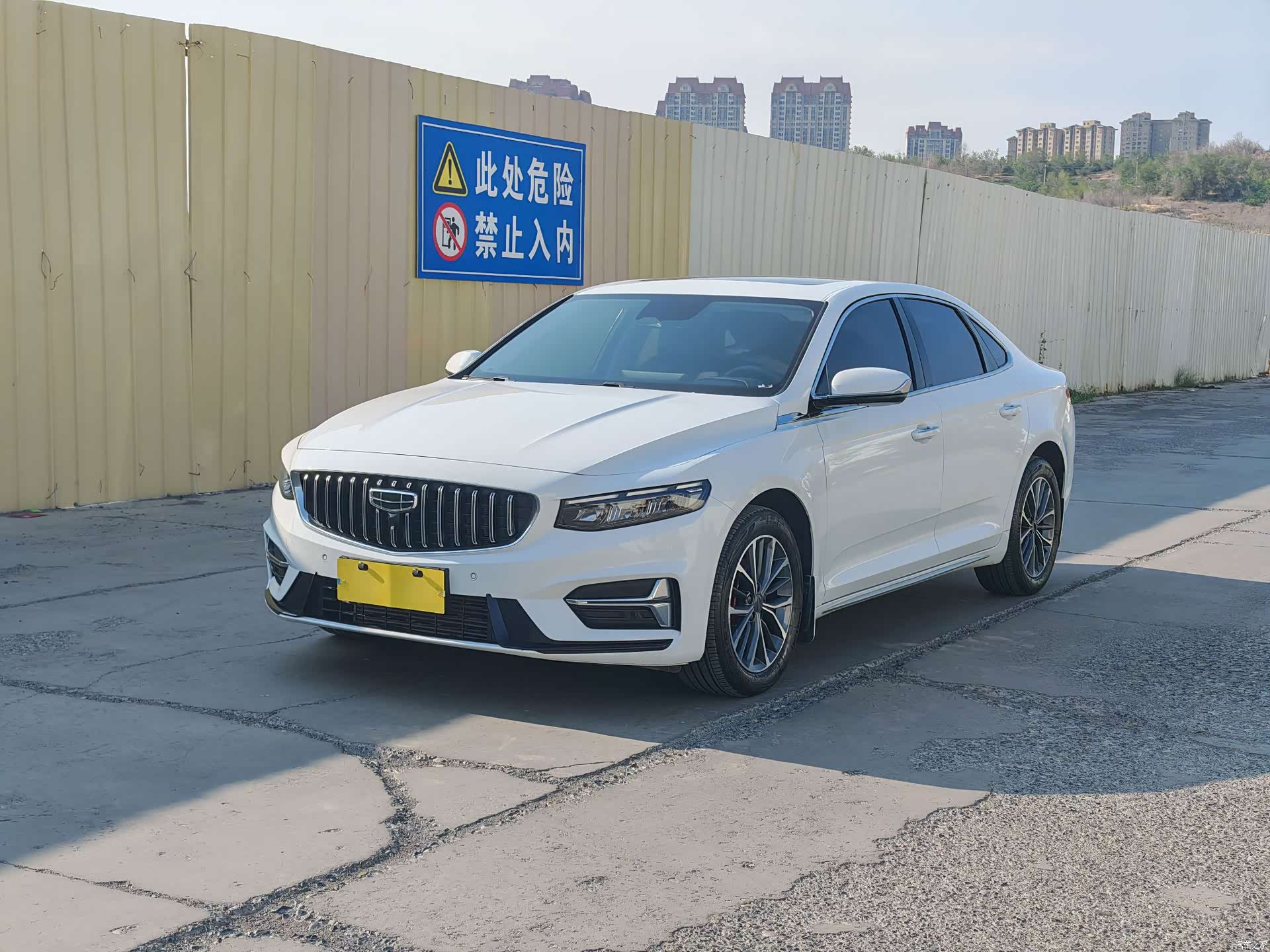 Geely Preface, 2023 1