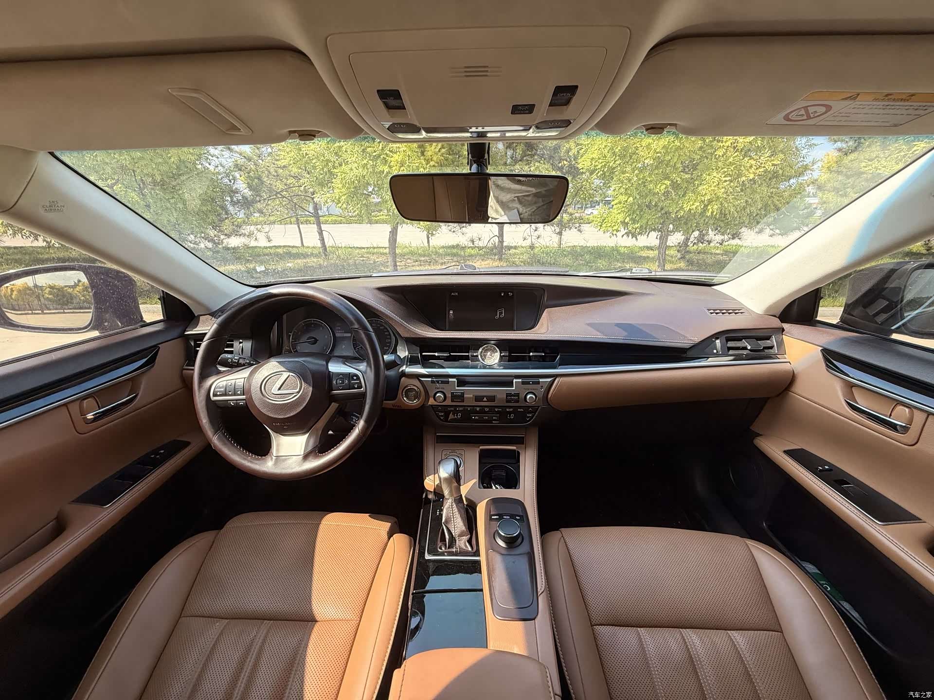 Lexus ES, 2016 15