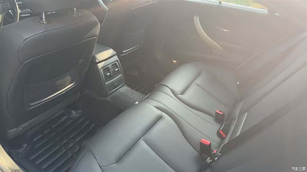 BMW 3 Series, 2015 все фото