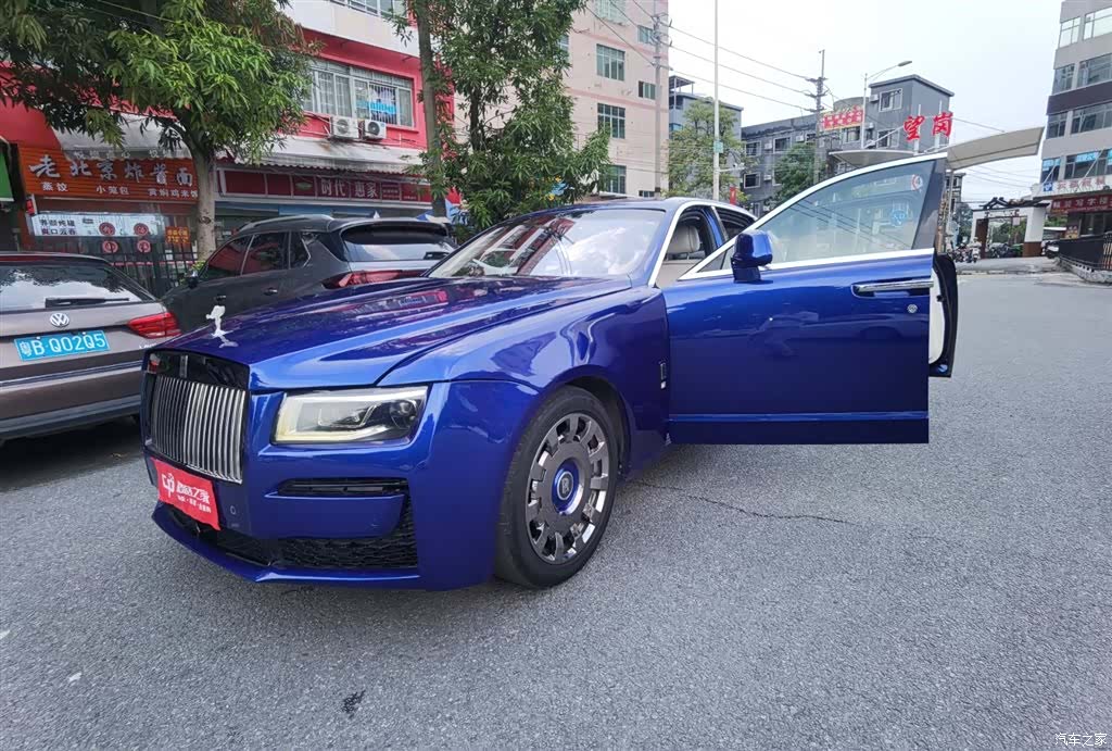 Rolls-Royce Ghost, 2014 6