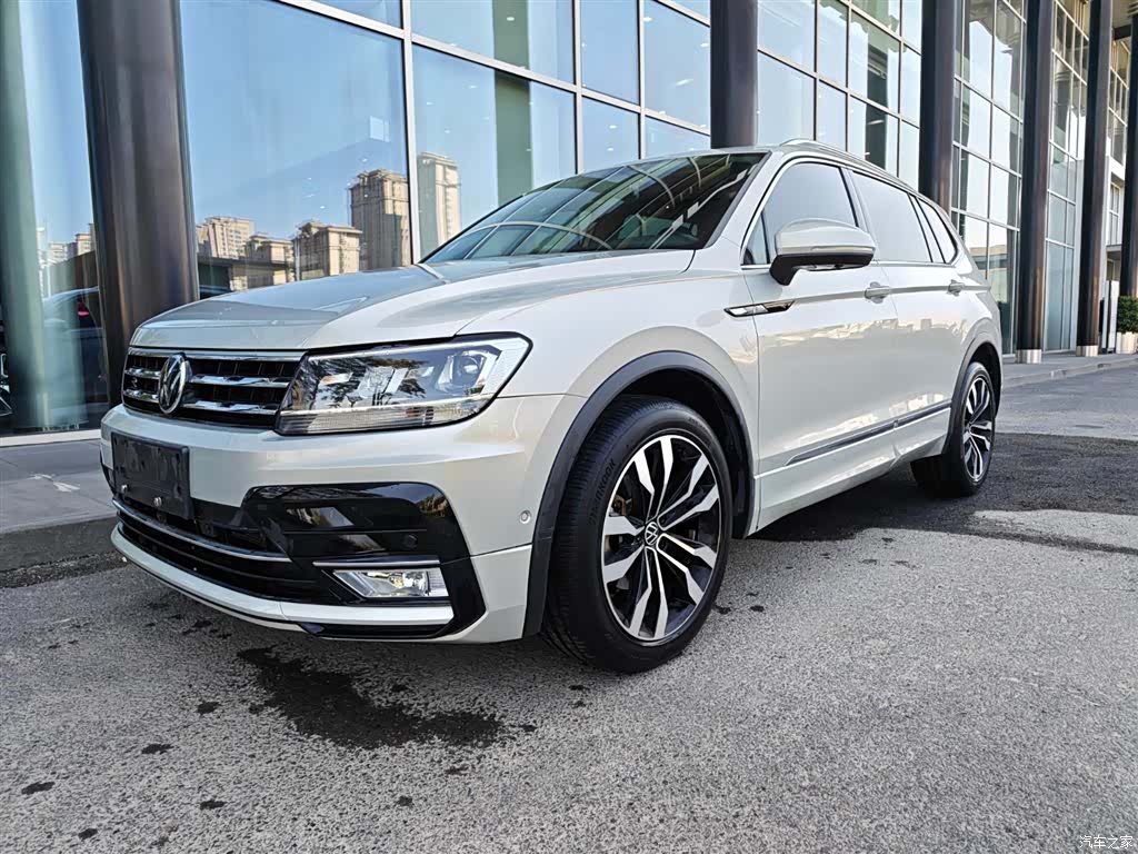 Volkswagen Tiguan L