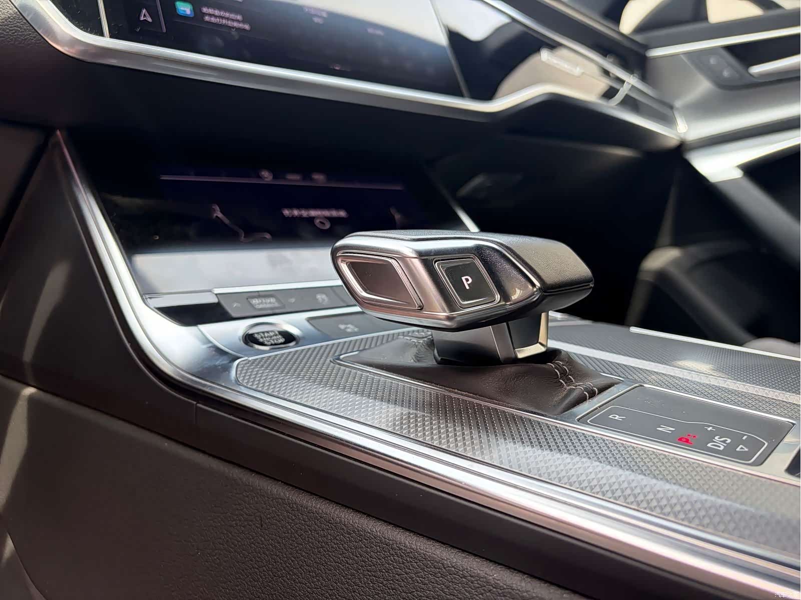 Audi A6L, 2022 6