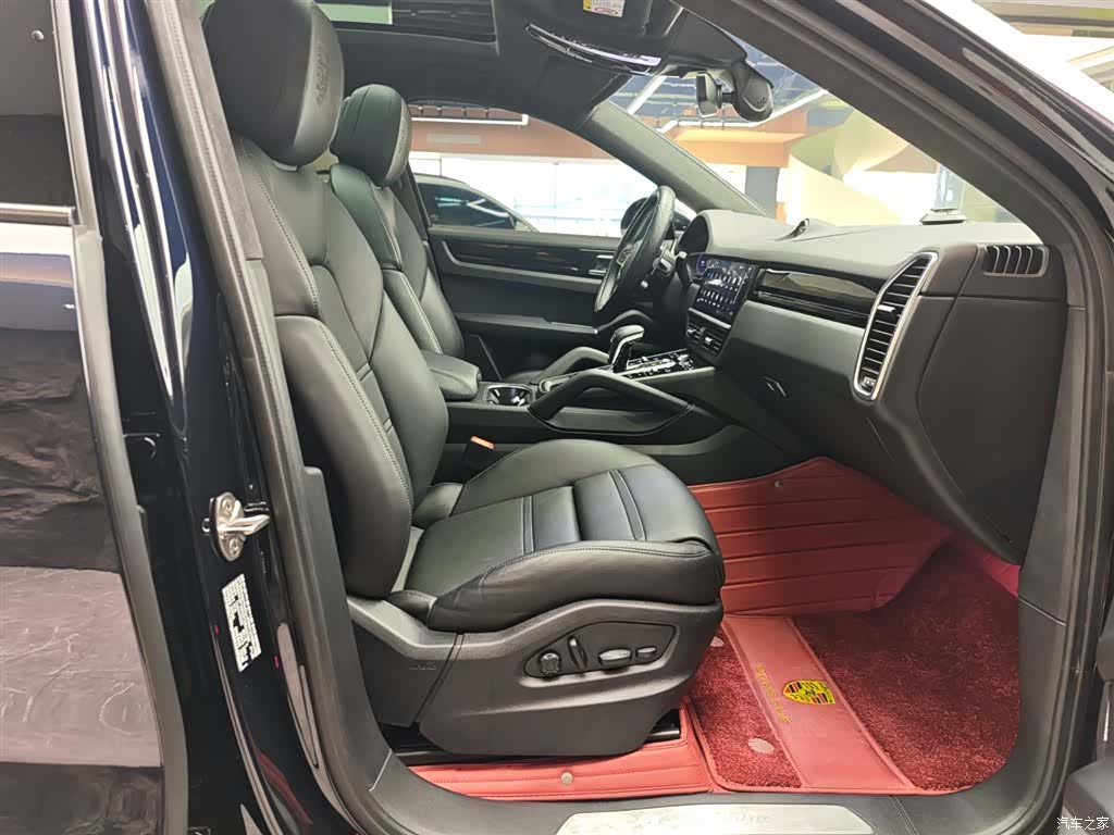 Porsche Cayenne, 2022 11
