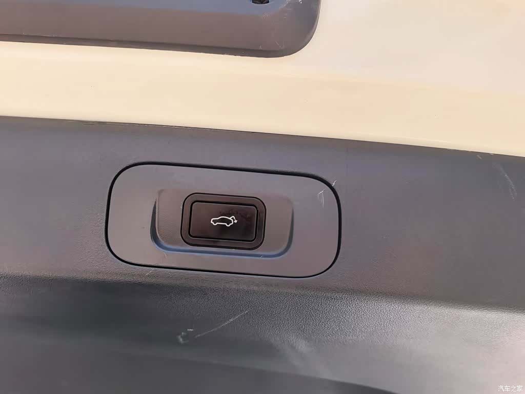 Geely Galaxy E5, 2024 12