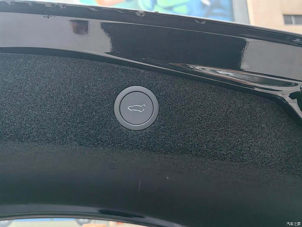 Tesla Model 3, 2024 11