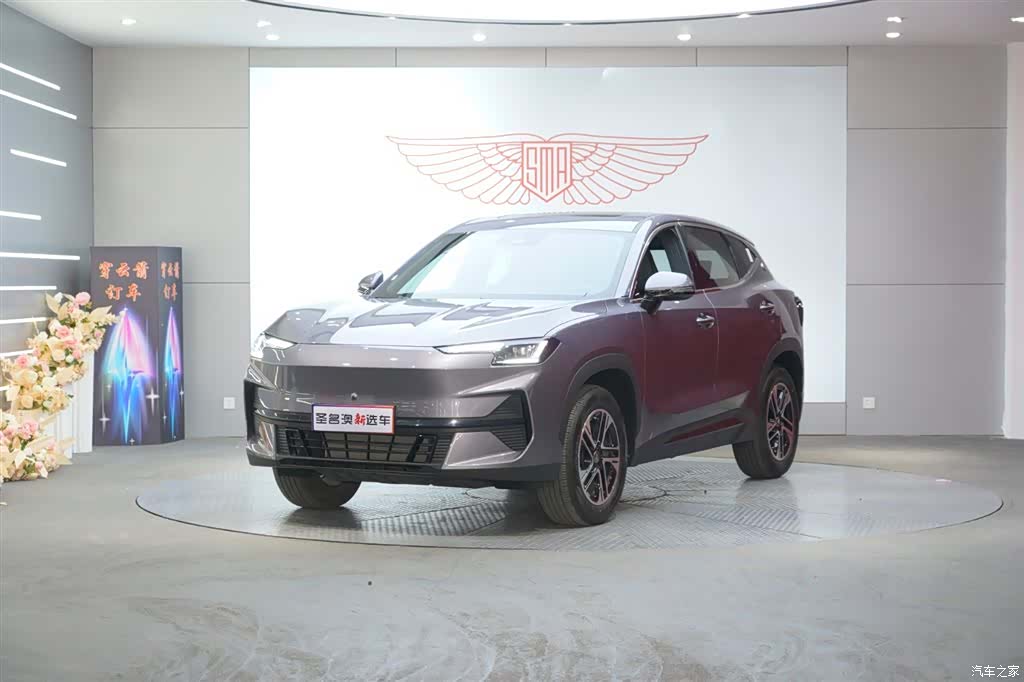 Jetour L6, 2025 1