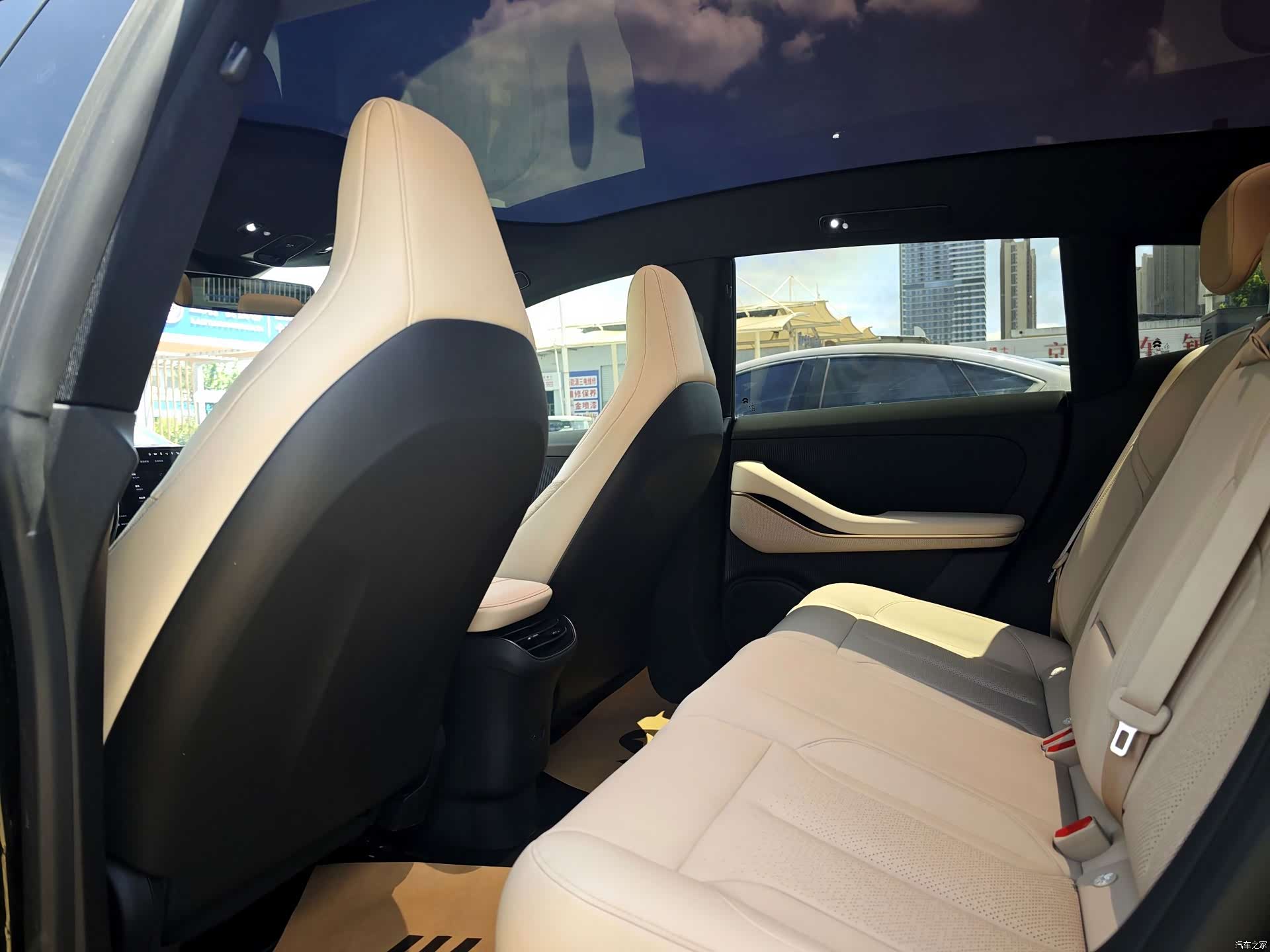 NIO ET5, 2024 все фото