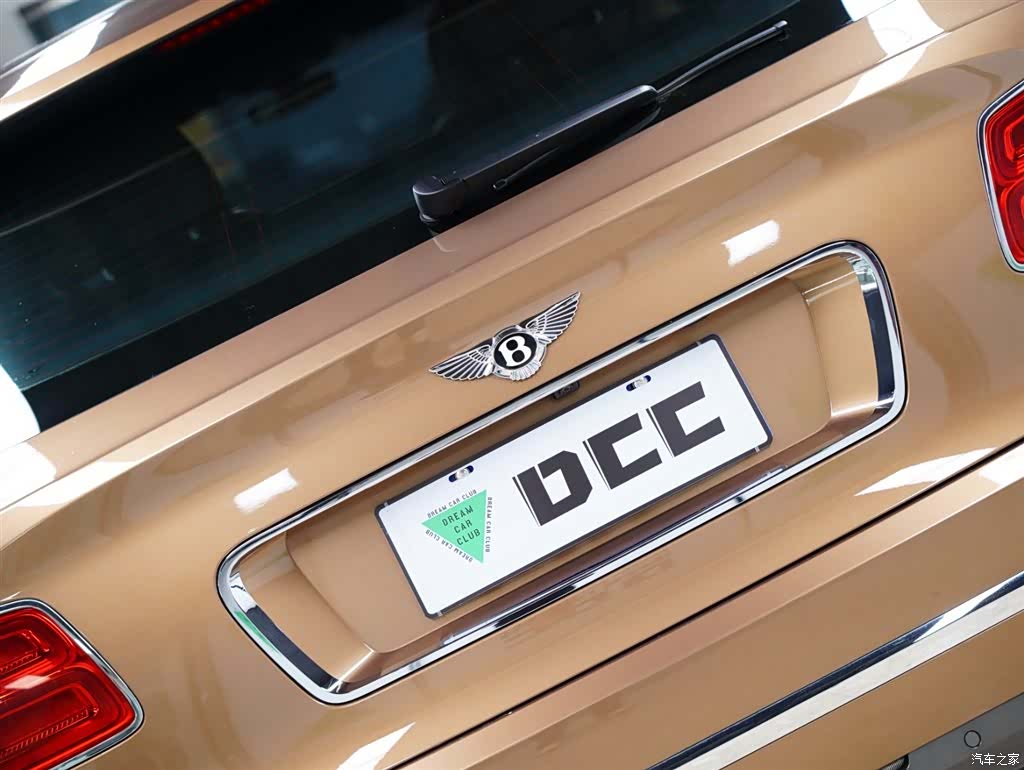 Bentley Bentayga, 2017 7