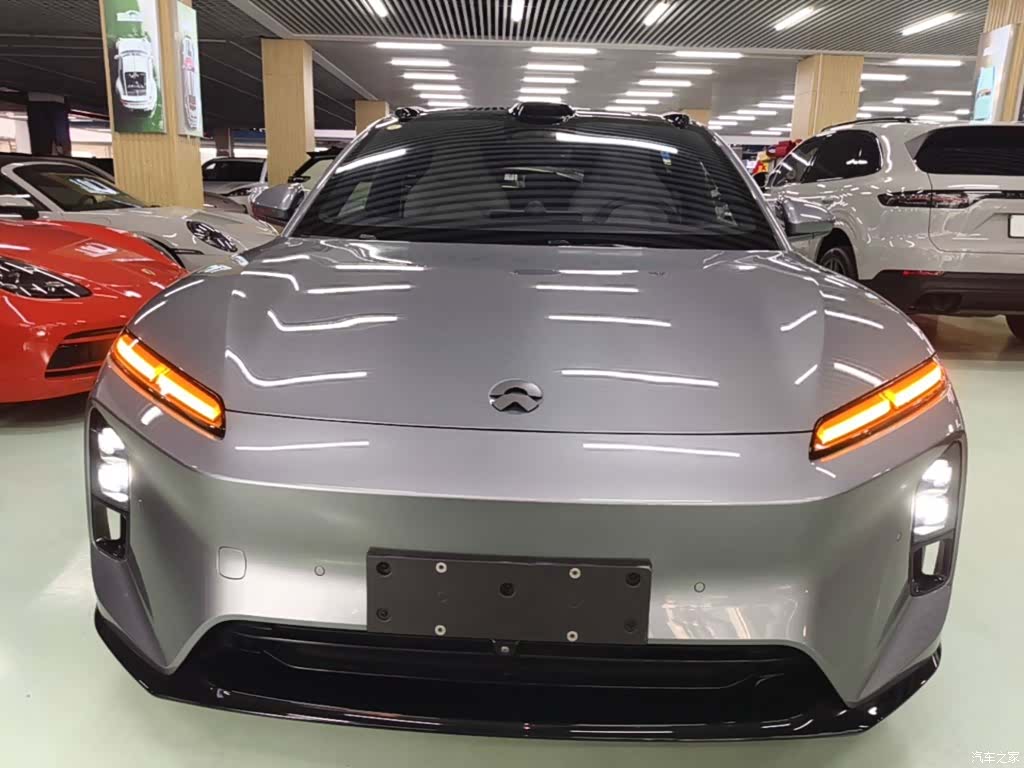 NIO ET5, 2025 3