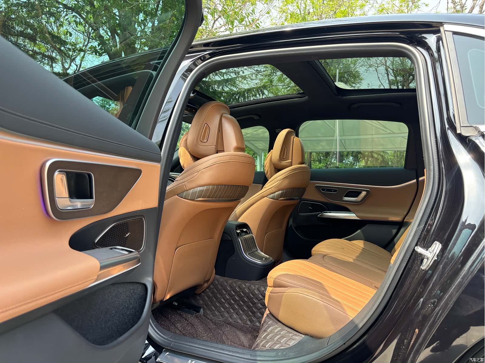 Mercedes-Benz E-Class, 2025 8