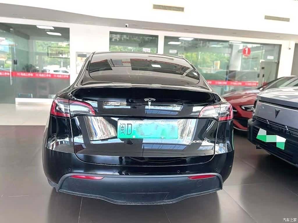 Tesla Model Y, 2024 3