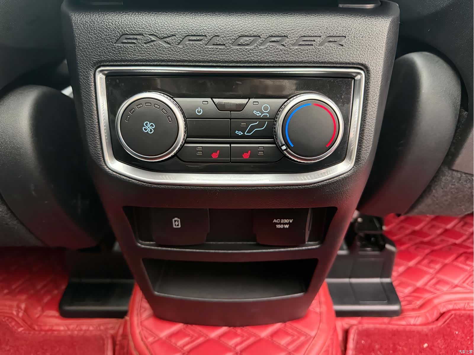 Ford Explorer, 2021 8