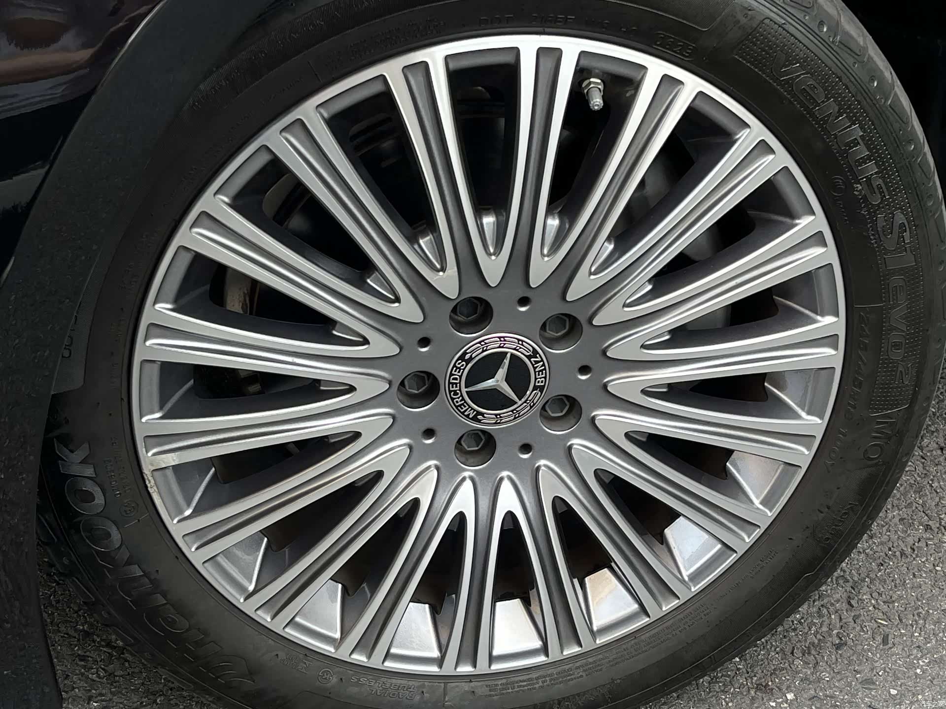 Mercedes-Benz E-Class, 2023 22