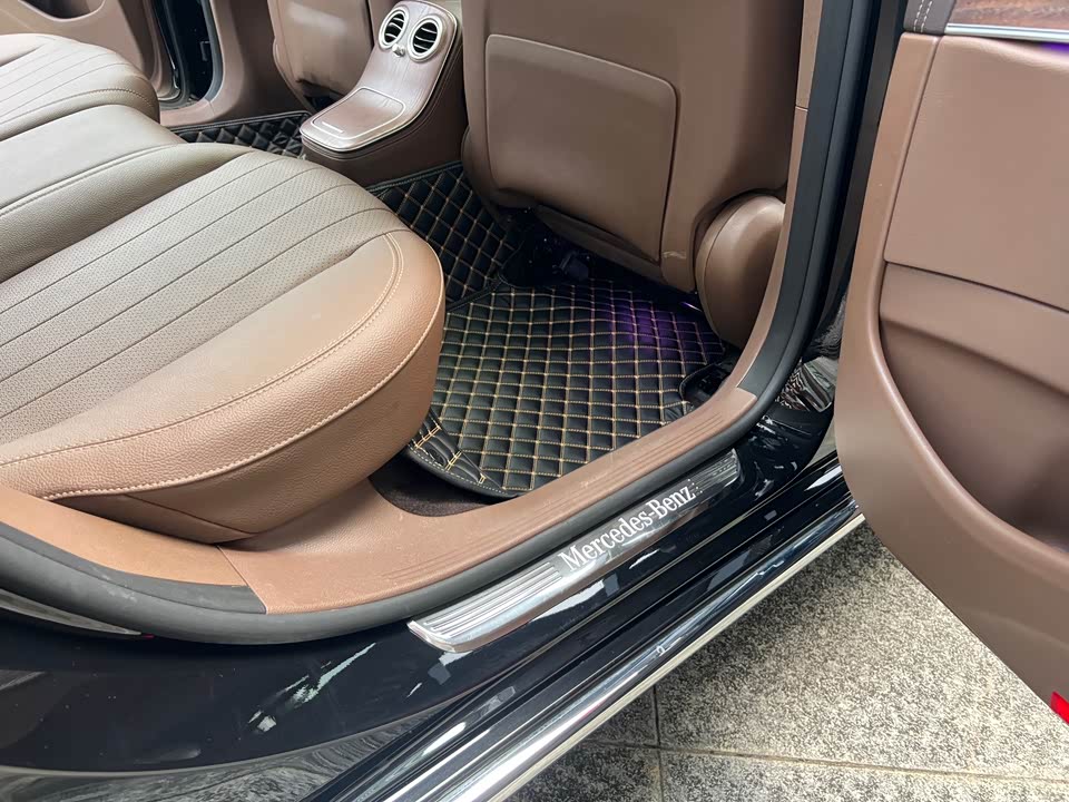 Mercedes-Benz E-class Mercedes-Benz E-class