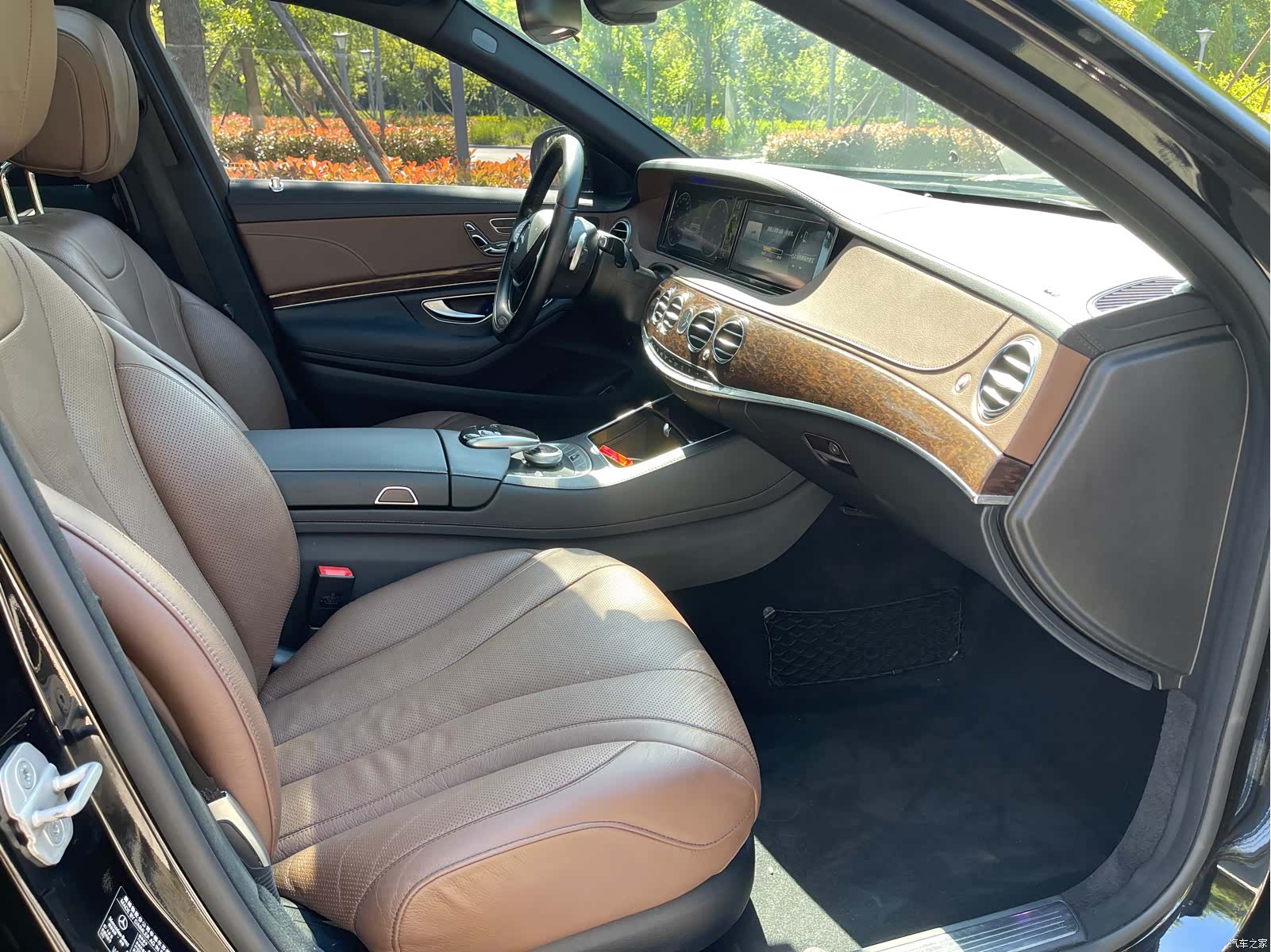 Mercedes-Benz S-Class, 2015 9