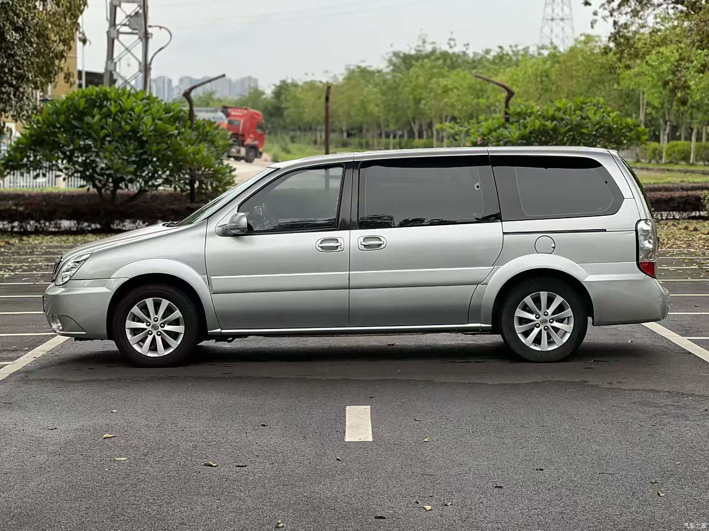 Buick GL8, 2015 все фото