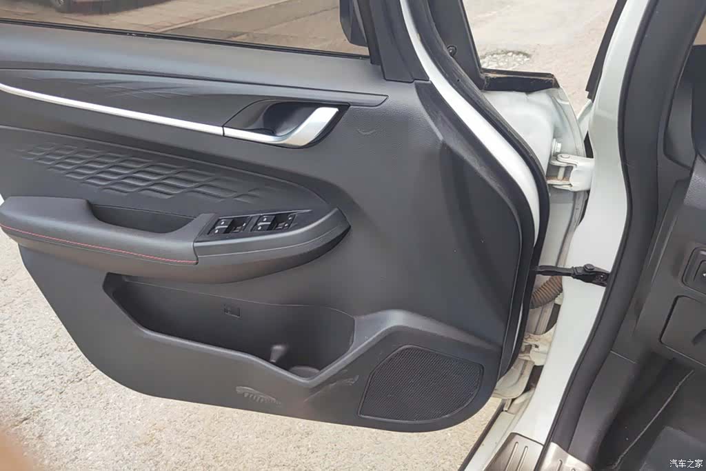 Geely X3, 2021 7