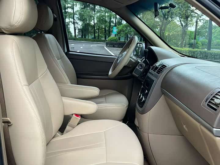 Buick GL8 2014 2.4L jing dian ban
