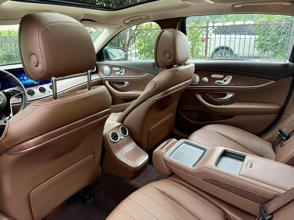 Mercedes-Benz E-class Mercedes-Benz E-class