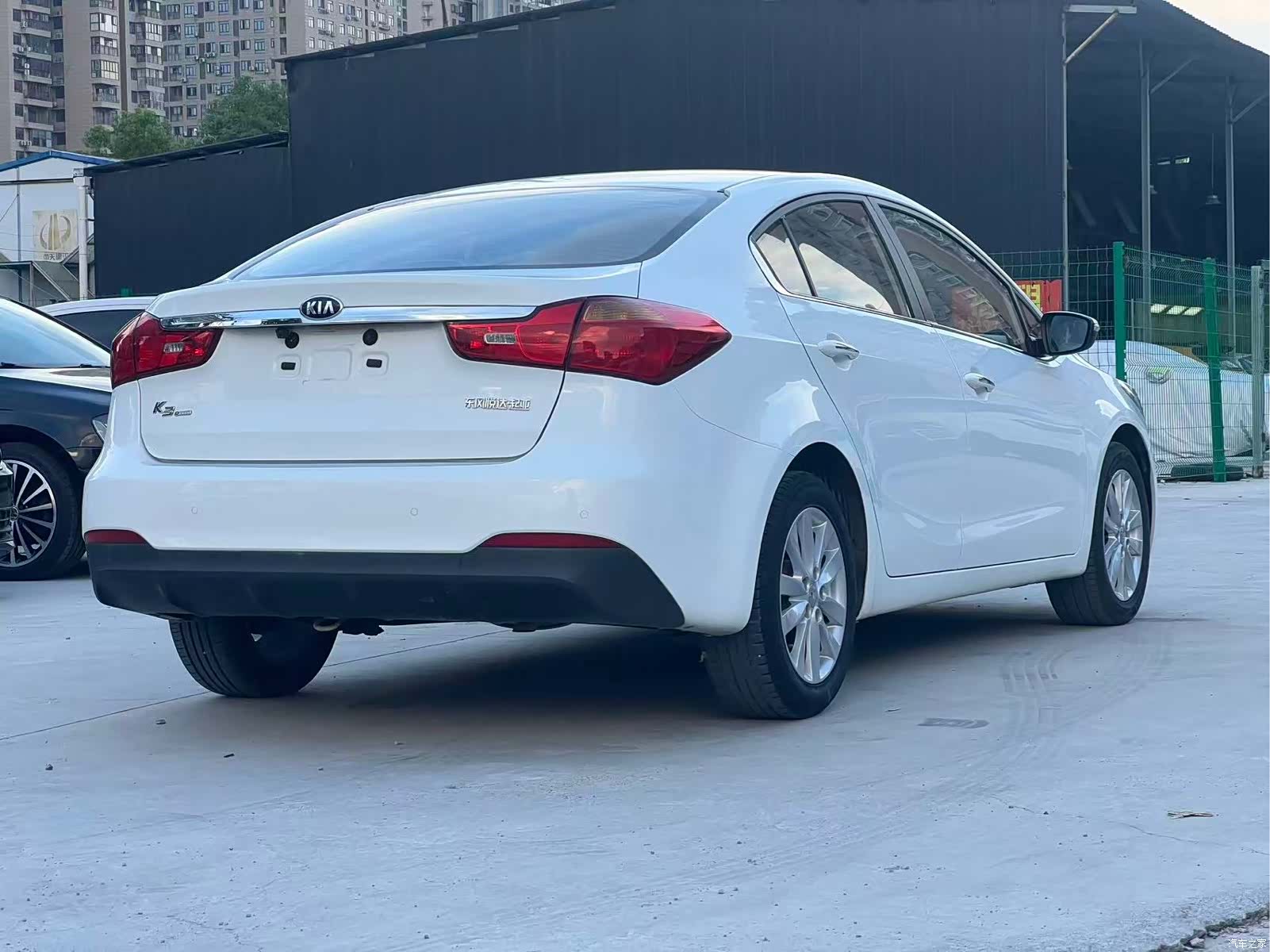 Kia K3, 2015 10