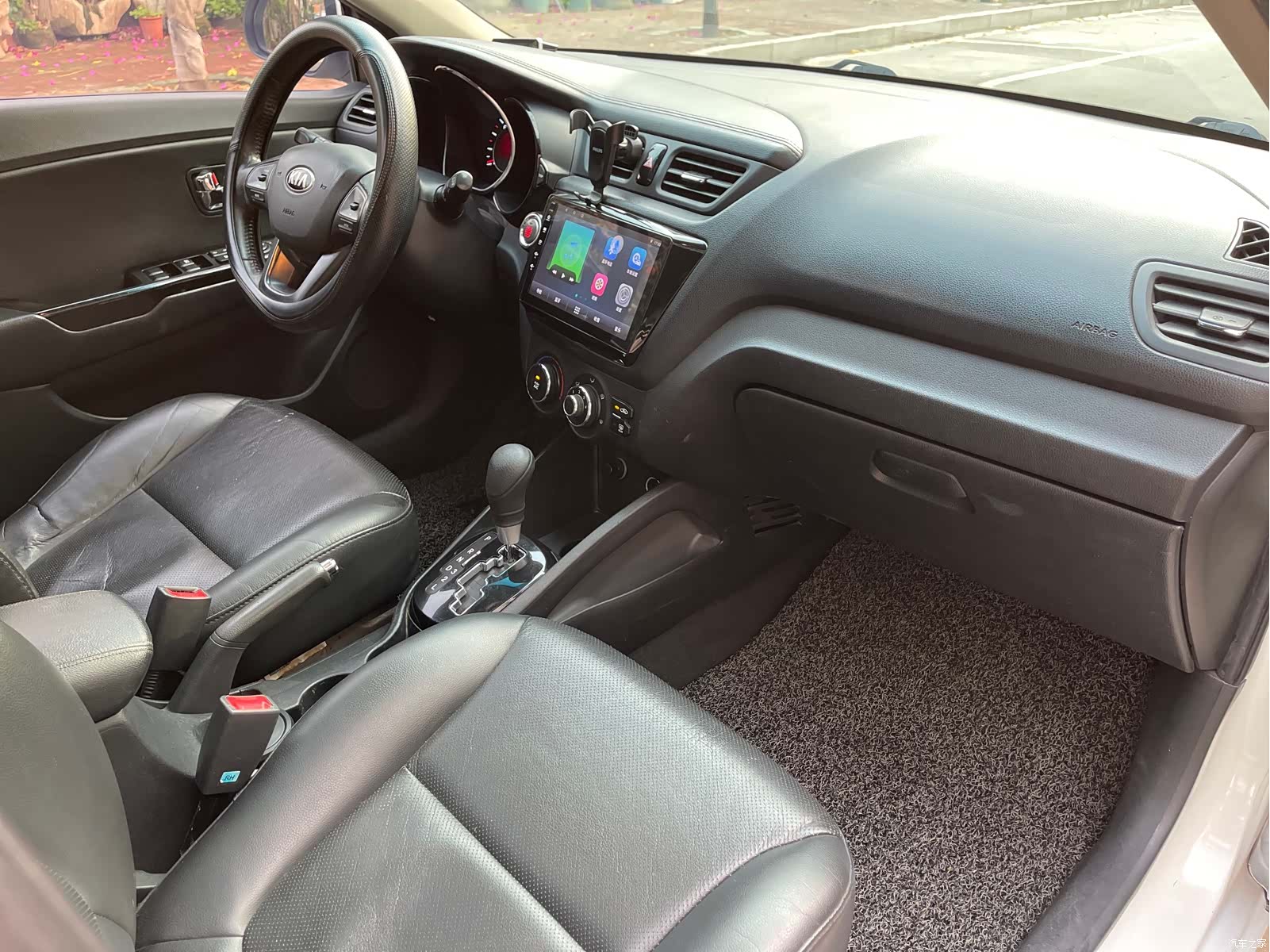 Kia K2, 2013 6
