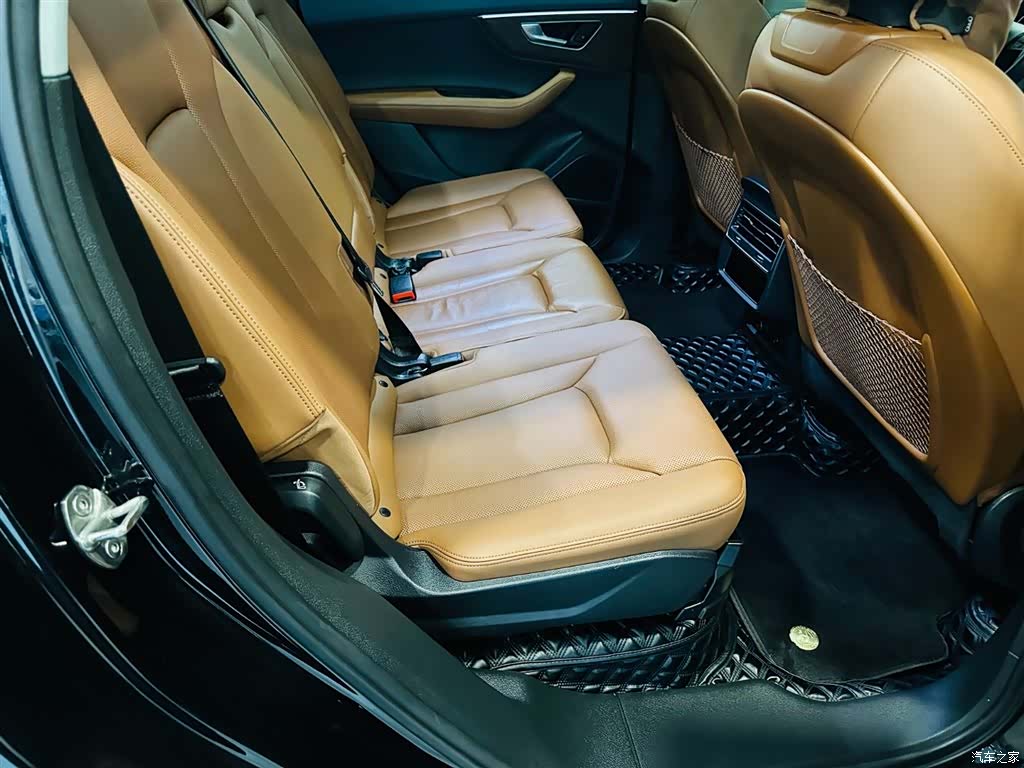 Audi Q7, 2023 8