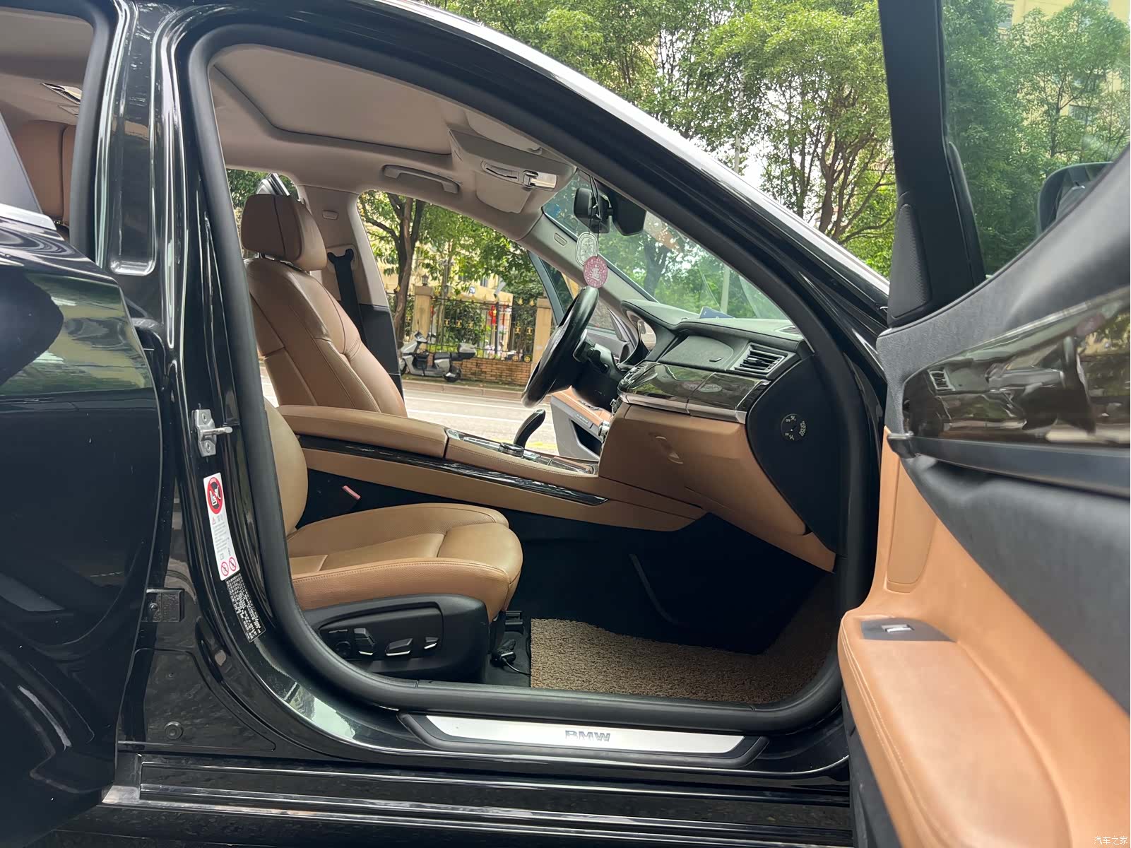 BMW 7 Series, 2013 18