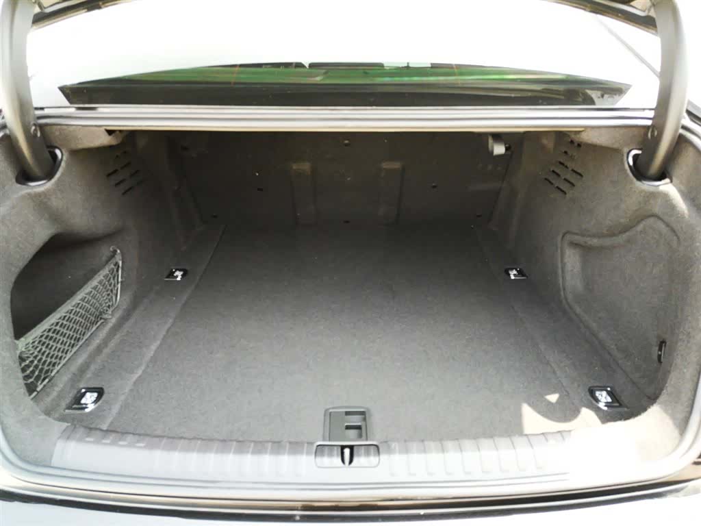Audi A6L, 2022 21
