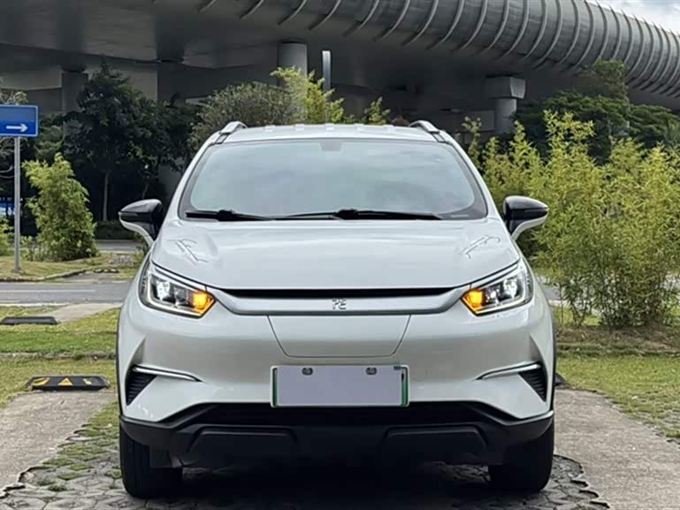 BYD Yuan Pro BYD Yuan Pro