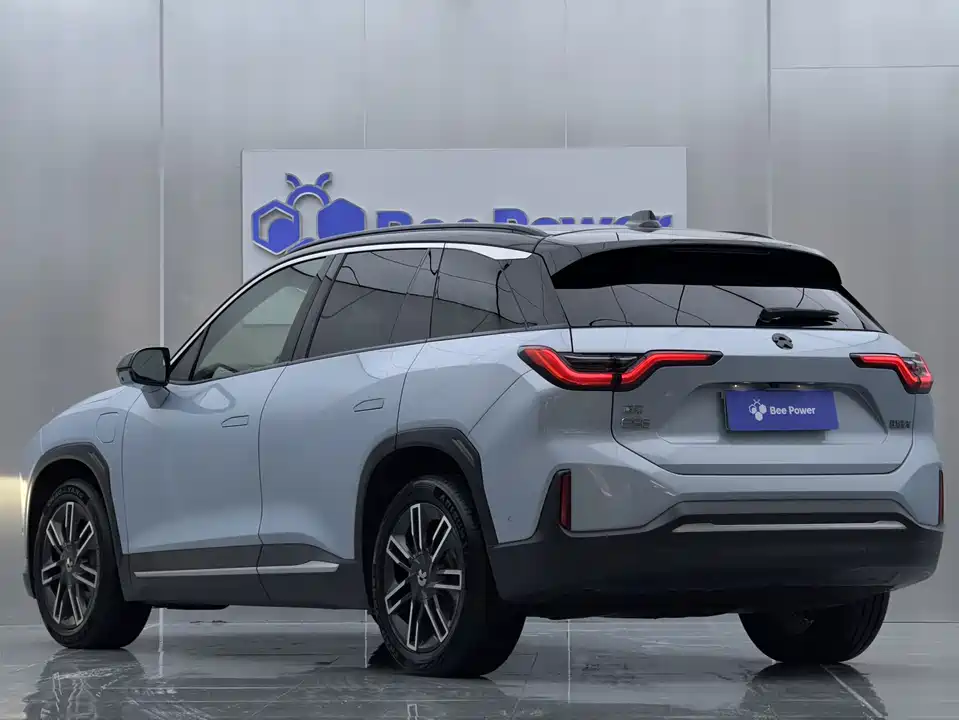 NIO ES6