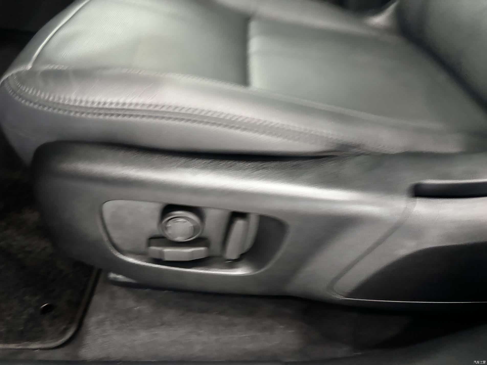 Land Rover Range Rover, 2024 13