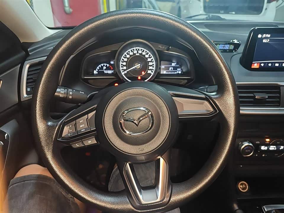Mazda 3 Angkesaila Mazda 3 Angkesaila