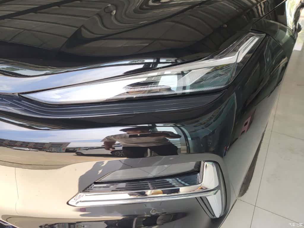 Geely 8, 2025 24