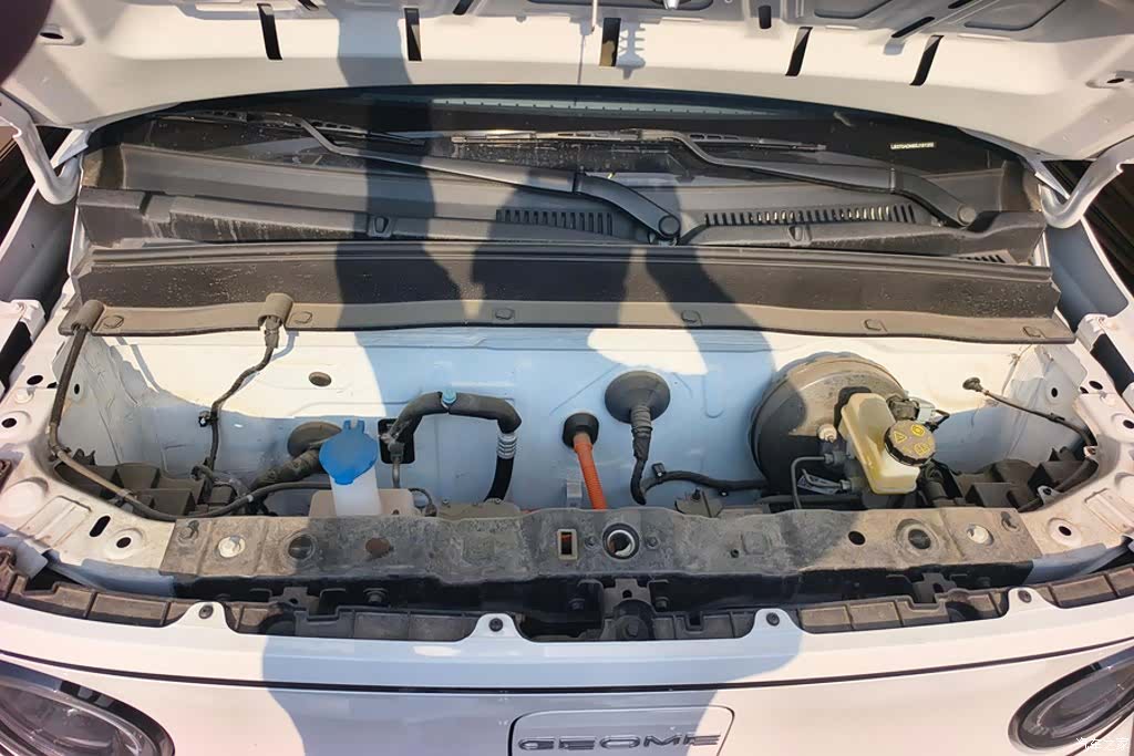 Geely Panda, 2025 10