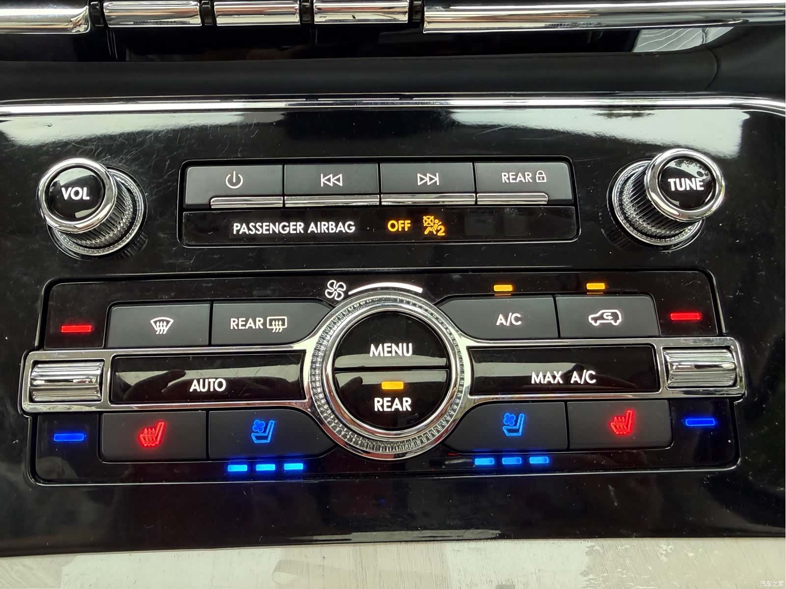 Lincoln Navigator, 2020 25