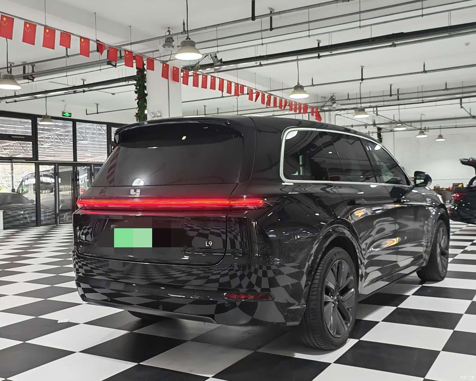 Li Auto L9, 2024 6