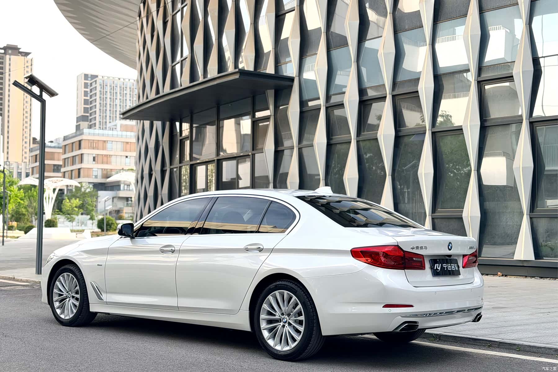 BMW 5 Series, 2018 17