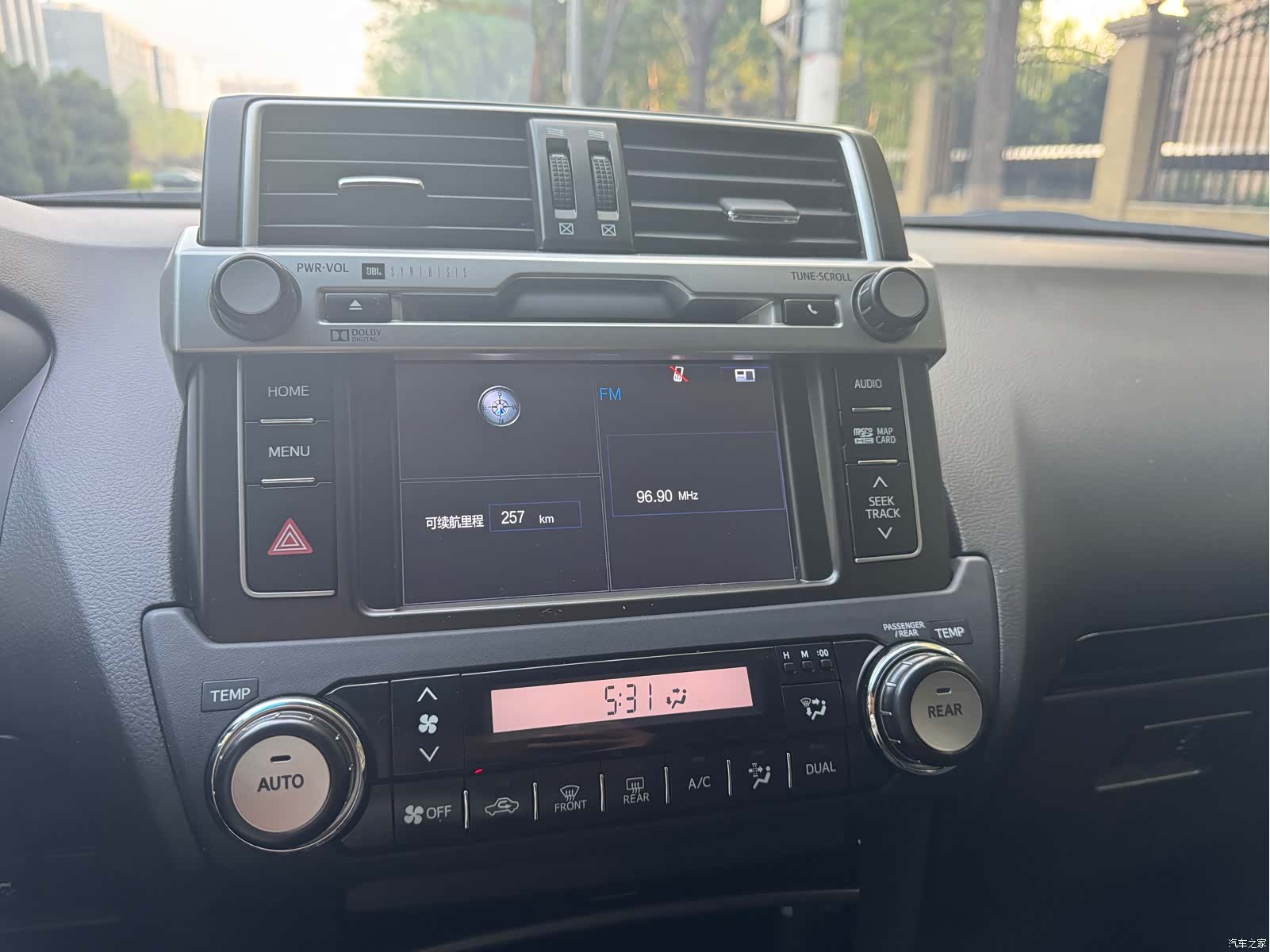 Toyota Prado, 2017 16